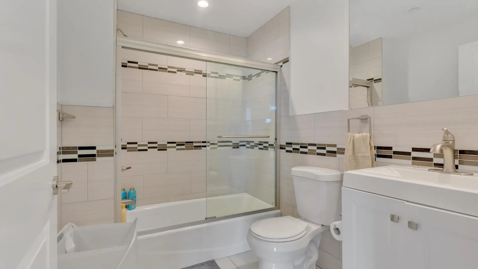 Serenity Escapes Condos Los Angeles 0*,  United States