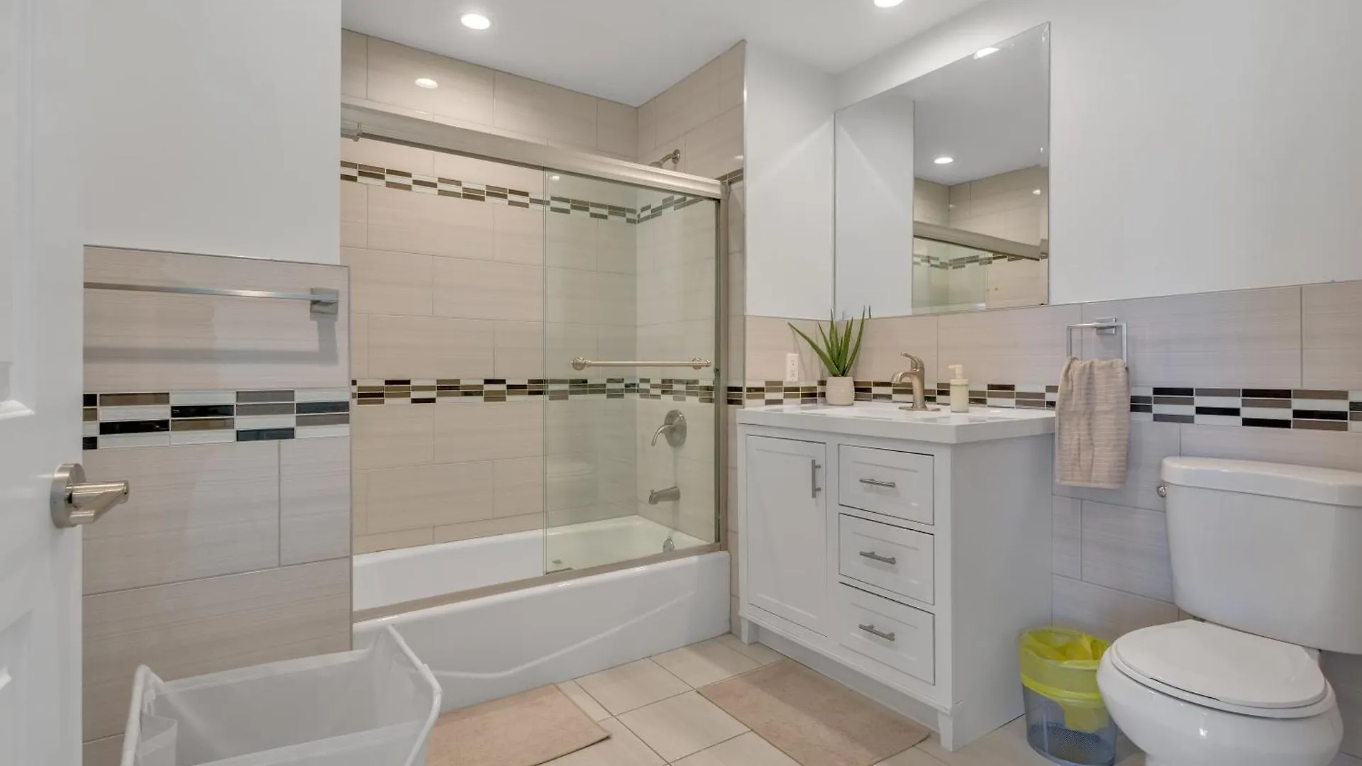 Serenity Escapes Condos Los Angeles United States